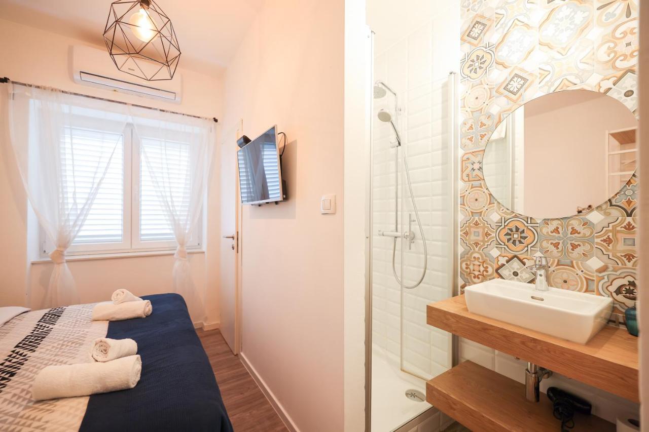 Zaratino Rooms ภายนอก รูปภาพ
