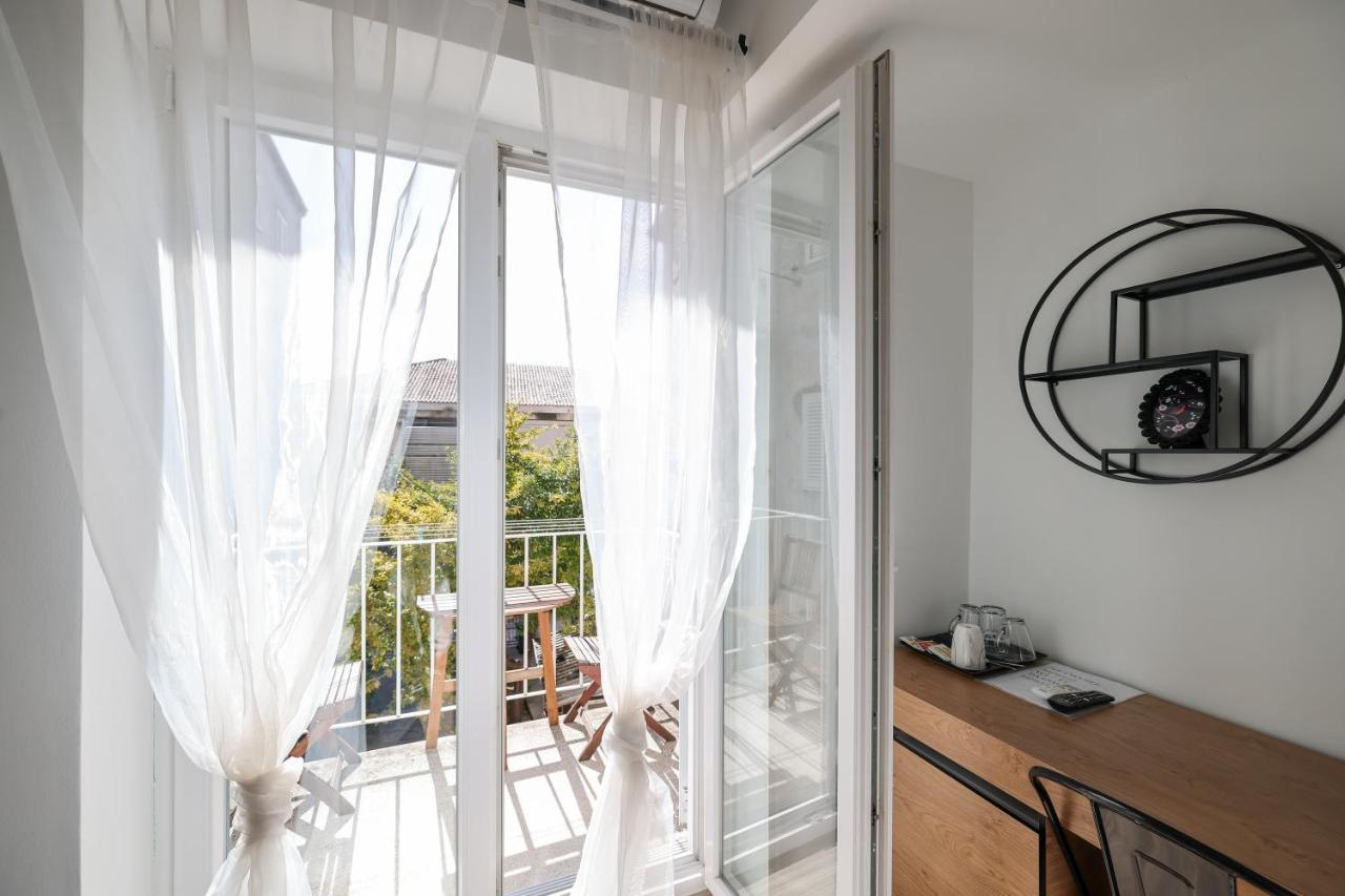 Zaratino Rooms ภายนอก รูปภาพ